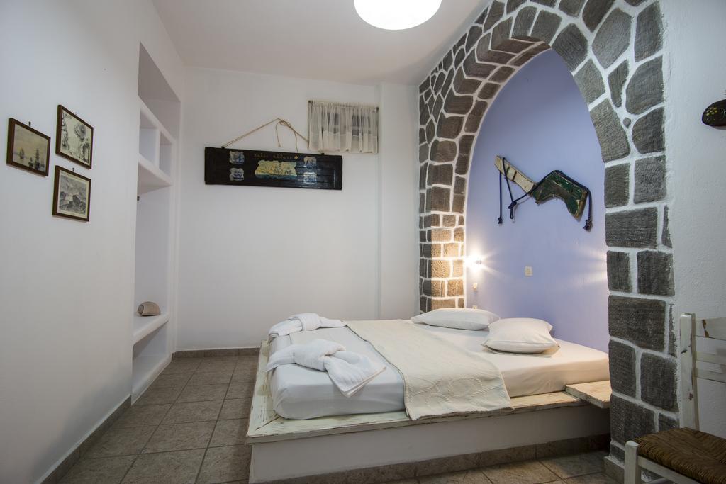 Margaritari Studios Milos Adamantas Eksteriør billede